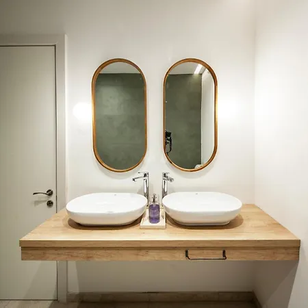 Apartment Designer & Seaviews Hot Tub, Sauna & Concierge Sliema